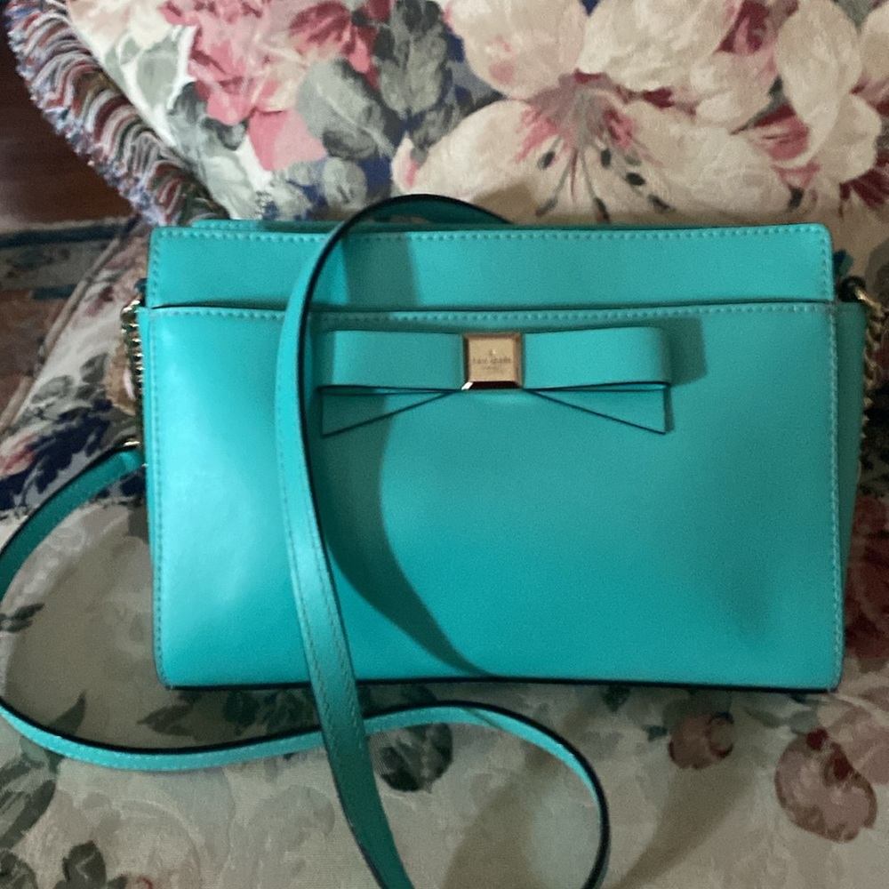 KATE SPADE TIFFANY BLUE CROSSBODY WITH BOW LIKE NEW NO CALLOUTS